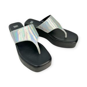 BP. NORDSTROM | NWOT | Size 10 | Silver Iridescent Timmie Platform Flip Flop